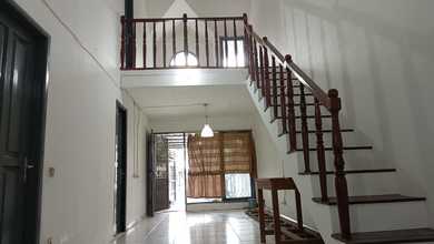 Disewakan Rumah Taman Semanan Indah Baru Renovasi Jakarta Barat