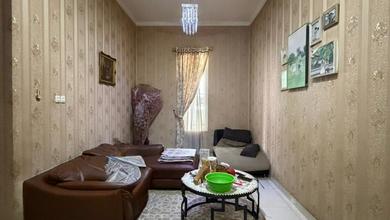 Dijual Cepat Rumah Siap Huni Rapi di Taman Kota Jakarta Barat