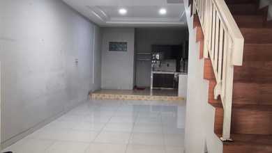 Jual Rumah di Permata Taman Palem Jakarta Barat