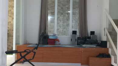 Jual rumah di taman palem lestari