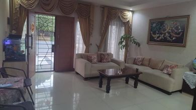 Jual rumah di taman palem lestari
