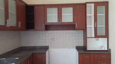 Jual rumah di taman surya 3