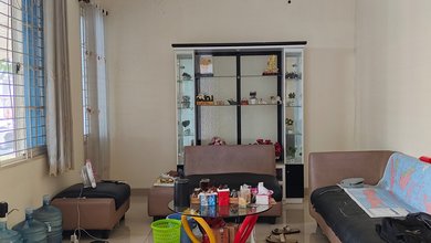 Rumah, 2 Lantai, SHM, di Green Lake City,