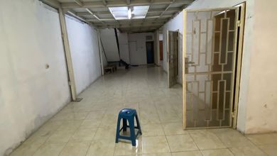 Dijual Rumah 2 Lantai SHM dalam gang bisa untuk online konveksi