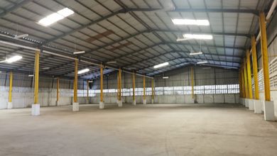 Disewakan gudang rapi bagus akses container