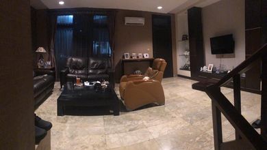 For sale townhouse Bagus SHM pantai mutiara