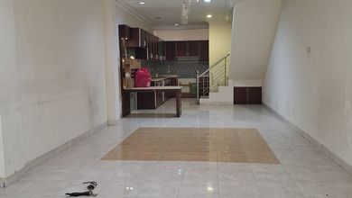 Ruko Bagus Dalam Kompleks Favorite Jembatan Lima