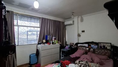 Rumah Di Jembatan Lima Traffic Ramai Untuk Usaha Toko