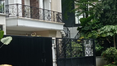 Rumah mewah  nyaman dan lingkungan yg tenang