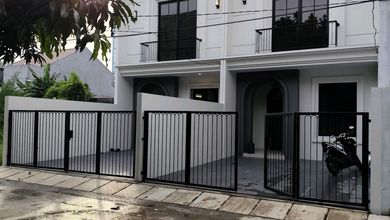 Rumah Dilingkungan Yg Tenang Untuk Tinggal, Masih Masuk Jakarta