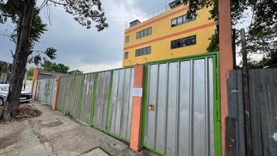 Disewakan Gudang Daan Mogot 3 lantai ada lift barang 