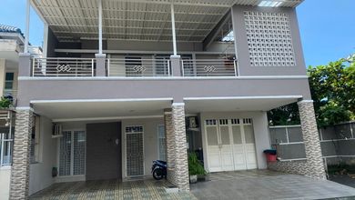 Rumah rapi siap huni full furnish di modernland 
