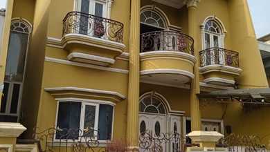 Di Jual Rumah Di Taman Ratu Lokasi Strategis Dekat Kemana Mana 