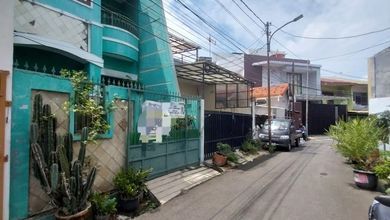 *** Rumah 2 Lantai Shm Timur Laut Daerah Strategis Kmana Mana****