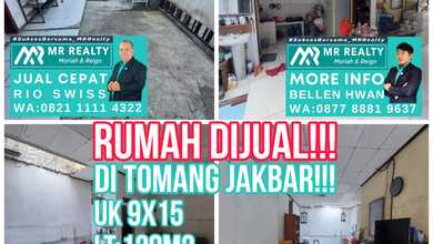 ** Rumah di Tomang Hitung Tanah Akses Jalan 2 Mobil**