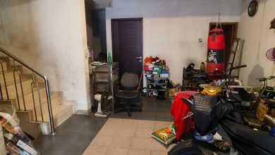 ** Rumah di Taman cosmos 3 Lantai Akses Jalan 2 Mobil**