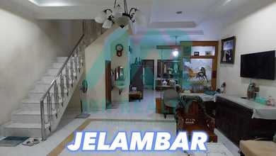 ** Rumah di Jelambar 2 Lantai SHM Butuh Renovasi Selatan**