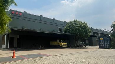 Gudang Husein Sastranegara Jurumudi Jakarta Barat