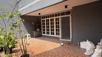 Rumah Muara Karang 10x20 Komplek Favorit Rapi Siap Huni