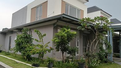 Jual Cepat Rumah Baru Semi Furnished Hoek Uk 7X15 M2 di Paramount Petal