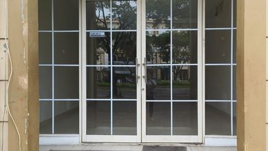 Rukan 2 lantai lokasi strategis. Cocok untuk kantor.