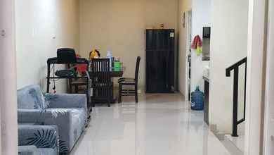 Dijual Cepat Rumah 2 Lantai Di Taman Semanan Indah Bagus Dan Siap Huni