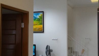 Rumah 2 lantai Bagus di Bojong Indah lokasi strategis harga 1.950 M nego