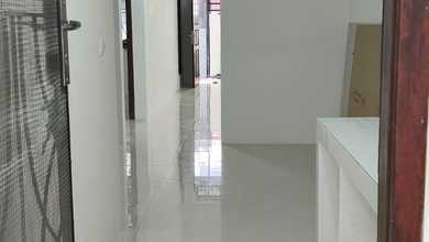 Rumah Bagus Baru Renovasi di Grogol