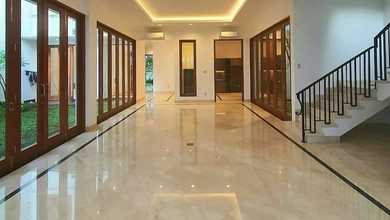 Dijual rumah di pondok indah