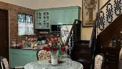 Rumah 2 lantai strategis 