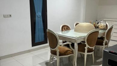 Dijual Rumah Di Taman Meruya Ilir