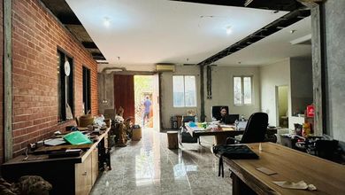 Dijual Gudang Cipondoh Luas Tanah 1600 Harga 16.5 M