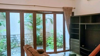 Rumah Bagus Dalam Cluster di Pejaten, Jakarta Selatan