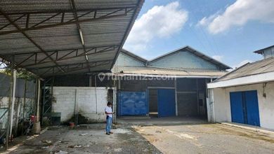 Gudang Siap Pakai Pinggir Jalan Raya di Cakung, Jakarta Timur