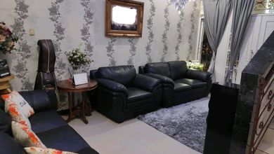 Rumah Siap Huni di Griya Cendana Town House, Pekayon, Bekasi