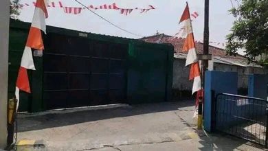 Dijual Bangunan Eks Workshop Di Pondok Pekayon Indah, Bekasi