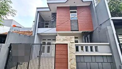 Dijual Rumah Dalam Kompleks Di Kayu Putih, Jakarta Timur