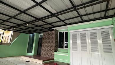 Rumah 2 Lantai Dalam Komplek di Taman Modern, Jakarta Timur