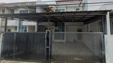 Rumah 2 Lantai di Taman Modern, Cakung, Jakarta Timur
