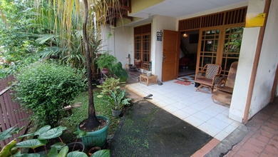 Rumah Bagus SHM di Kembangan Selatan