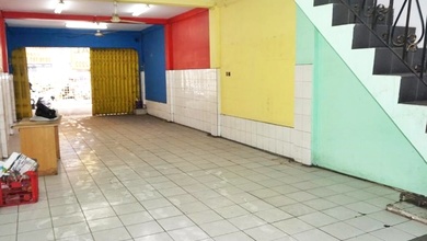 Ruko 2lt Daerah Merdeka Tangerang Strategis Pinggir Jalan Rm133