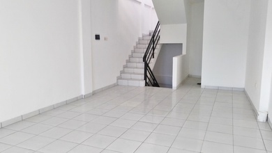 Ruko Bagus 3lt Daerah Petojo Full Plong Cocok Untuk Usaha Rm145