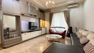 Rumah Bagus 3lt Tomang Rooftop Siap Huni Akses Mobil Rm59