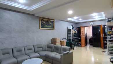 Rumah Hoki siap Huni Duri Kepa Termurah Hadap Utara Bangunan 3 Lantai Akses jalan Luas