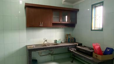 Rumah 4½ Lantai Di Poris Indah