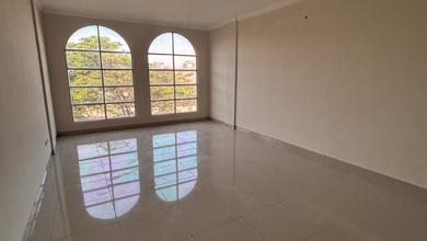 Hadap Boulevard Rukan Green Lake City 