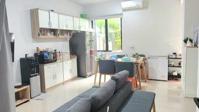 Rumah Seberang Taman Citra Garden Puri Jakarta Barat