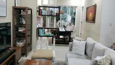 Rumah Full Furnished Green Lake City