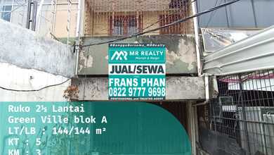 Disewa Ruko 2,5 Lantai di Green Ville