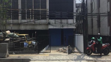 Dijual Termurah Ruko Ancol Hadap Jalan 3 Lantai
